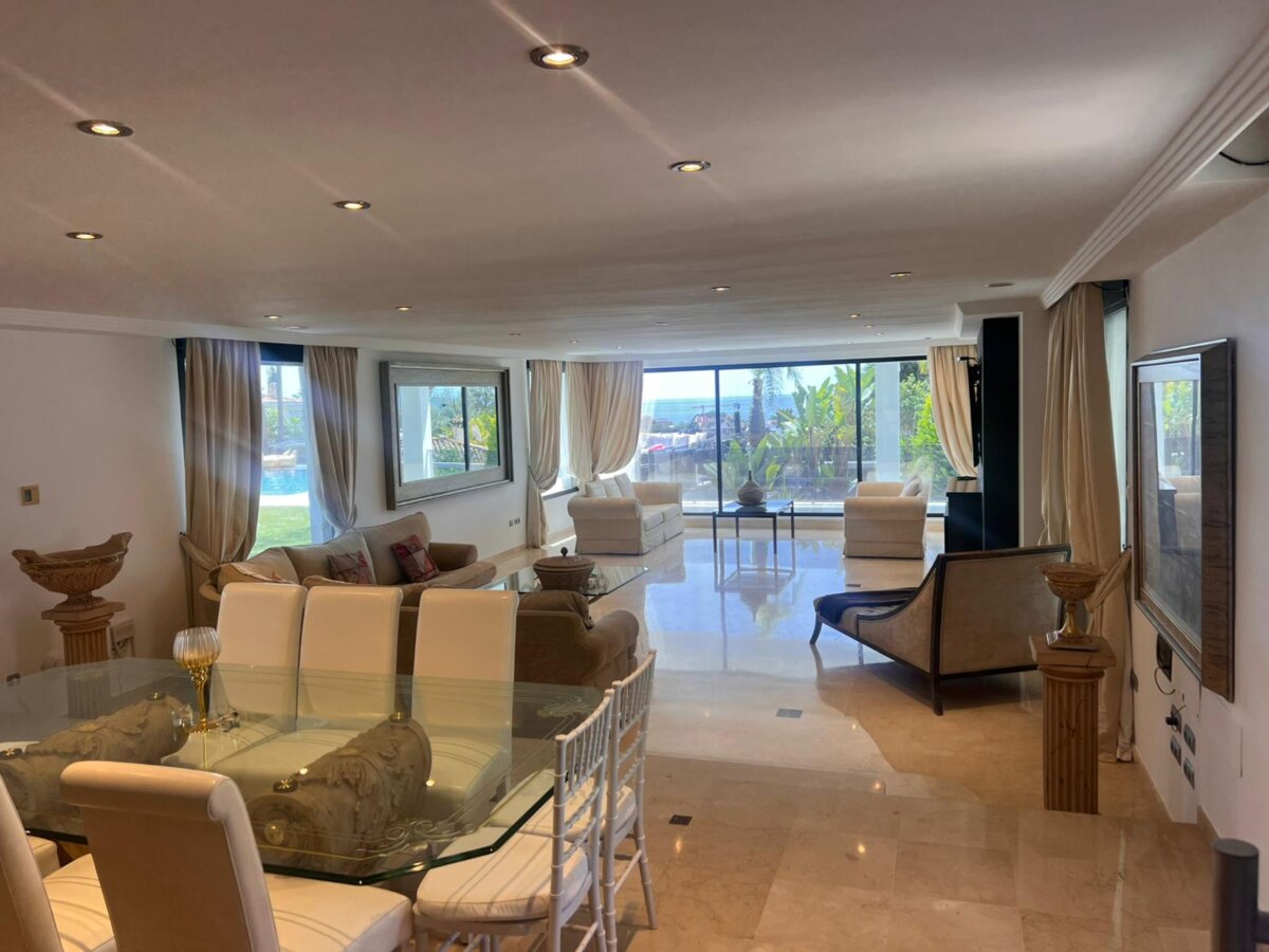 8 bedroom rental villa marbella 10 Versace Villa in Elviria, Marbella.