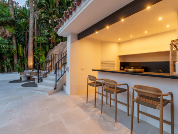 Panoramic Views from this 6 bedroom rental gem.